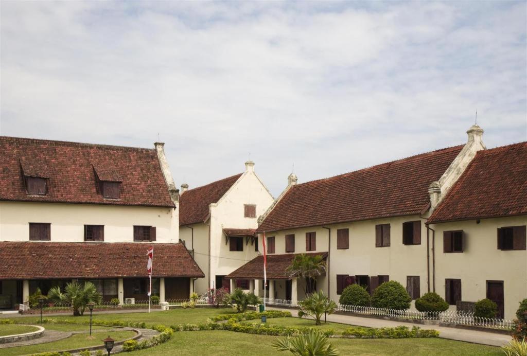 Hotel Astra Novilia Macáçar Exterior foto
