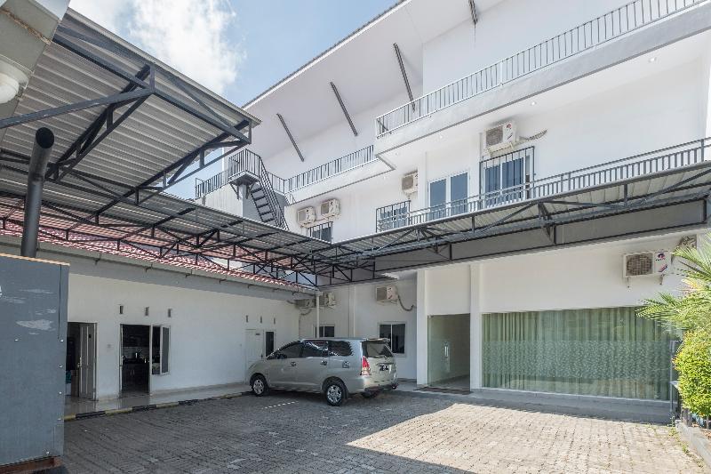 Hotel Astra Novilia Macáçar Exterior foto